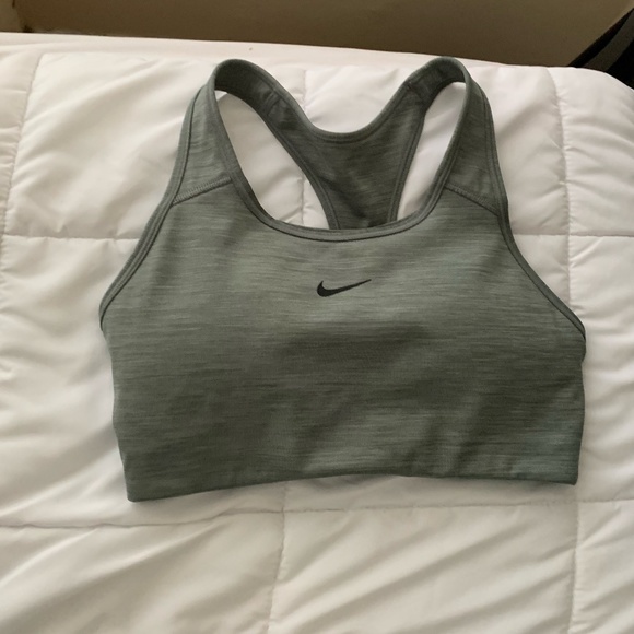 Swoosh Medium-Support Sports Bra - Picture 4 of 4